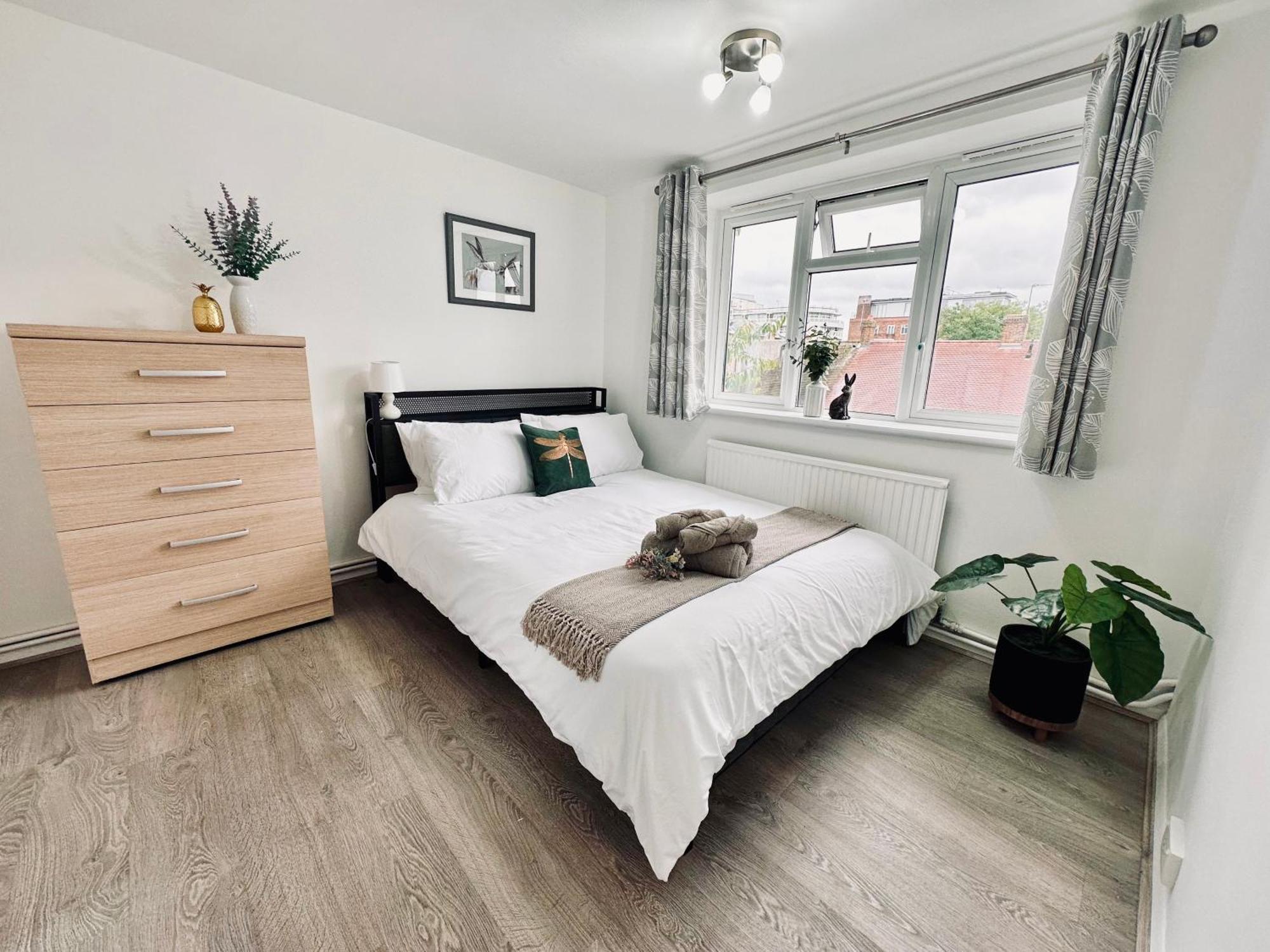 Spacious, Stylish Appartment Close To Transport Λονδίνο Εξωτερικό φωτογραφία